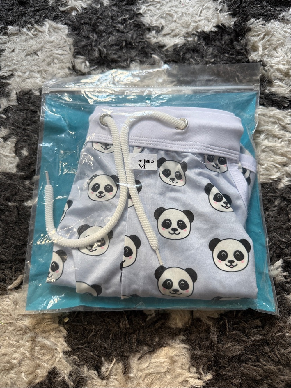 JJ Malibu Panda Bear Print Men's Dolphin Shorts Size Medium - Picture 7 of 7